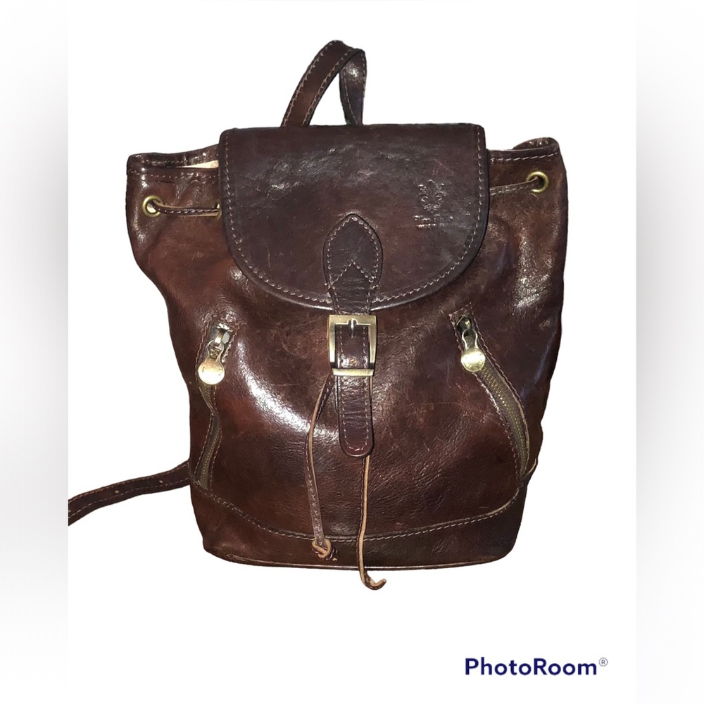 Vera Pelle Italian Leather backpack/purse